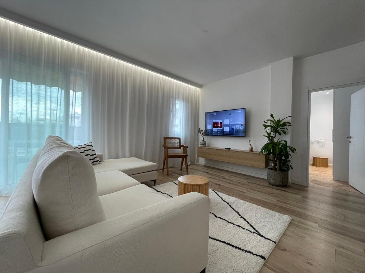 Myslym Shyri'S Apartments Tirana Bagian luar foto